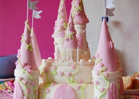 Paso a paso pastel con forma de castillo