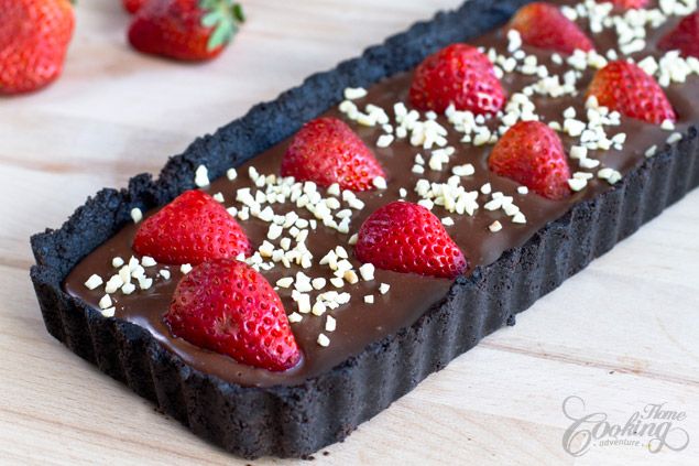 Tarta sin hornear de frutillas y galletas Oreo