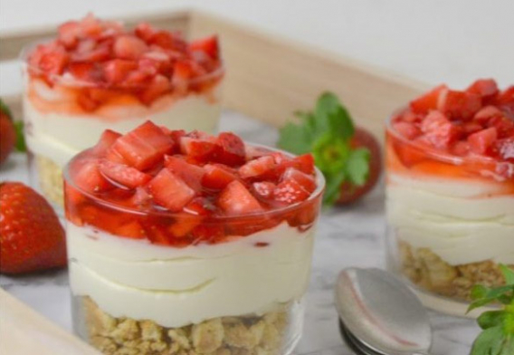 Receta express con frutillas