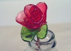 Ingeniosas rosas de caramelos