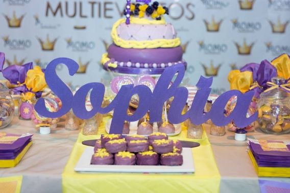 Los 4 añitos de Sophia Amelie con Rapunzel