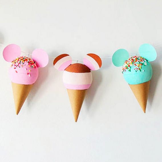Guirnalda de helados de cucurucho de Mickey