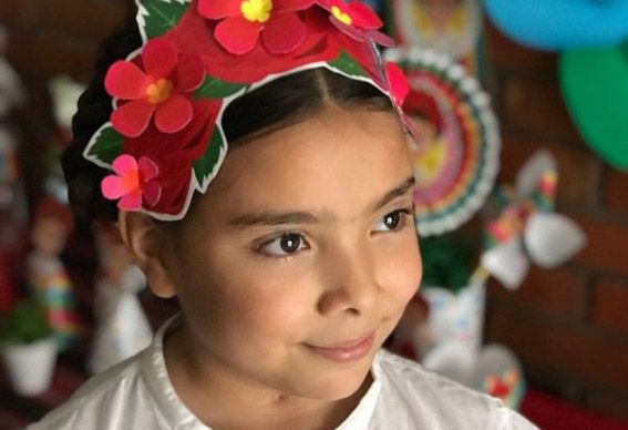 Justina, sus 10 años y su deco de Frida