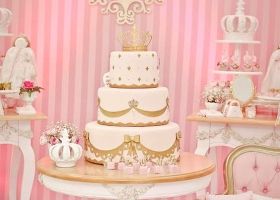 Las más lindas tortas de coronita para niñas