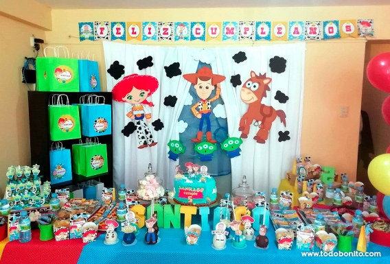 Una fiesta de Toy Story desde Cuzco, Perú
