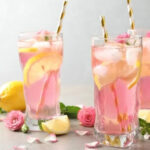 Limonada rosa para servir en tu fiesta