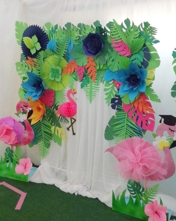 Cómo crear un ambiente tropical para tu fiesta de Stitch