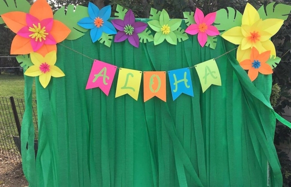 Cómo crear un ambiente tropical para tu fiesta de Stitch